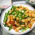 蕭小新 的 瑪莉廚房：韭菜花炒甜不辣 cooksnap
