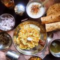 Meenu Ahluwalia का कुकस्नैप जब उन्होंने मिक्स वेज खिचड़ी (mixed veg khichdi recipe in Hindi) बनाया था।