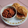 Cooksnap Rozita Jaafar Sekdek semasa beliau membuat Stir Fried Corned Beef.