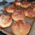 Cooksnap από 'ΑνναΜαρία Χάσογλου στη συνταγή Αφράτα ψωμάκια για σάντουιτς
