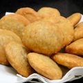 Harjinder Kaur's cooksnap of when they made Poha pyaz ki kachori chat.