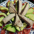 El cooksnap de Sebas Robledo cuando hizo Ensalada tomate, aguacate y caballa.