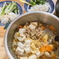 如芸 的 電鍋煮洋蔥豆腐豬肉丼搭糖漬小黃瓜🍚🥒 cooksnap