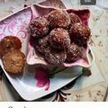  Minakshi Shariya का कुकस्नैप जब उन्होंने गुलाबजामुन मिश्रण के गुलाबजामुन (Gulabjamun mishran ke gulabjamun recipe in hindi)) बनाया था।