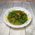 Cooksnap shazrina semasa beliau membuat Pucuk Paku Goreng Belacan.