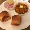 Meera Siddharth का कुकस्नैप जब उन्होंने पाव भाजी (Pav Bhaji recipe in Hindi) बनाया था।