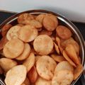 Preeti Gupta 's cooksnap of when they made Mathri.
