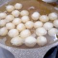 Cooksnap dari Indrawati Yustisiana untuk resep Tahu Bulat Ala Abang-Abang