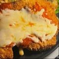 Cooksnap de Lourdes quando cozinhou Bife de Frango à Parmegiana na airfryer.