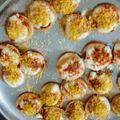 Rekha का कुकस्नैप जब उन्होंने पानी पूरी बताशे (pani puri batashe recipe in hindi) बनाया था।