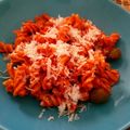 henigrosz Cooksnap-ja, amikor elkészítette a(z) Villámgyors tejszínes-paradicsomos tészta receptet.