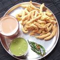 Vaishakhi Vyas's cooksnap of when they made વણેલા ગાંઠિયા (Vanela Ganthiya Recipe In Gujarati).