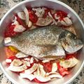 El cooksnap de Ana Jiménez cuando hizo Dorada al horno con cebolla, tomate, vino y chips de alcachofas.