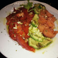 El cooksnap de Zaida TC @alquimiasfood cuando hizo Ensalada de tomate, aguacate y salmón ahumado.