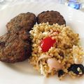 Cooksnap από nitsa στη συνταγή Μπιφτέκια μοσχαρίσια και Πλιγούρι σαν Χωριάτικη σαλάτα