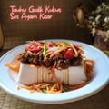 Cooksnap Ani Delighted semasa beliau membuat Tauhu Gedik Kukus sos ayam hiris.