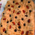 El cooksnap de Patricia Garcia cuando hizo Focaccia de olivas negras y romero.