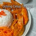 Cooksnap Mamamikael Oven semasa beliau membuat Udang celup tepung.