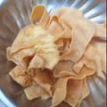 Dilip's cooksnap of when they made પાપડી ગાંઠીયા.