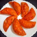 Madhvi Dwivedi का कुकस्नैप जब उन्होंने पुरुकिया (गुझिया) (Purukiya (Gujhiya recipe in Hindi) बनाया था।