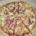 Chastidy Alexandria's cooksnap of when they made Artichoke And Onion White Pizza.