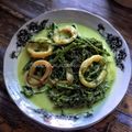 Cooksnap Salina Jalaludin semasa beliau membuat Sotong & pucuk paku masak lemak cili api.
