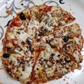 Itikona Banerjee's cooksnap of when they made চিকেন পিজ্জা (chicken pizza recipe in Bengali).