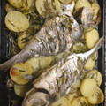 El cooksnap de Patry cuando hizo Dorada al horno con patatas panaderas y cebollas asadas🐟🐟.