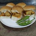 Parul Bhimani's cooksnap of when they made બોમ્બે વડાપાઉં.