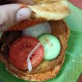 Almahira sethi का कुकस्नैप जब उन्होंने बर्गर (burger recipe in Hindi) बनाया था।