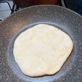 El cooksnap de Cecilia Maria Daviou cuando hizo Pan pita sin levadura (en sartén) con albóndigas de lentejas.