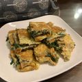 i❤️beauty 愛料理 的 麻油煎九層塔蛋 cooksnap
