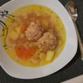 Kun Krisztina Cooksnap-ja, amikor elkészítette a(z) Ínyenc húsgombóc leves receptet.