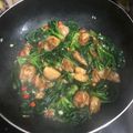 Laichung Ng 的 蒜辣菠菜炒雞胸肉 cooksnap