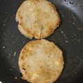 Cooksnap dari Faizah Fahmi untuk resep Patty burger frozen