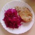 Miss Sofi 愛廚房🥞 的 煎豬排附燜紫高麗菜 cooksnap
