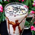 Madhvi Dwivedi का कुकस्नैप जब उन्होंने ओरियो बनाना मिल्क शेक (oreo banana milk shake recipe in Hindi) बनाया था।