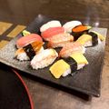 かっちゃん杉's cooksnap of when they made スーパーのお寿司をお皿に盛り付ける。.
