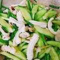 Cooksnap của Huyen le Tran khi họ làm theo món Mực xào ớt chuông, bông cải 🥦