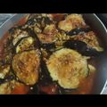 صورة من أم محمد، شاركها بعد تجربة وصفة مسقعة باذنجان وبطاطا بالفرن رووعة☺ 😋😋