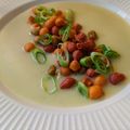 Mónika Gyurászné Cooksnap-ja, amikor elkészítette a(z) Vichyssoise - Tökéletes krémleves recept póréhagymából és burgonyából receptet.