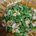 Cooksnap Julia ALeen Aireish semasa beliau membuat Sayur Goreng Kacang Panjang & Telur.