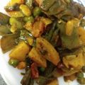 kailashben Dhirajkumar Parmar's cooksnap of when they made પાપડી નું શાક (Papdi Shak Recipe In Gujarati).