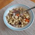 Cooksnap Kimalina semasa beliau membuat (Soup) Macaroni Sup.