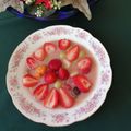 Marcsi Mné Molnár Cooksnap-ja, amikor elkészítette a(z) Vegyes 🍇 gyümölcs 🍓 leves 🍊🍋(zacskó🍒 alapos) rántásmentes receptet.