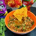 Madhu Jain का कुकस्नैप जब उन्होंने सालसा डिप (salsa dip recipe in Hindi) बनाया था।