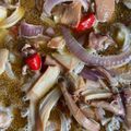 Cooksnap Ainul Kamalia semasa beliau membuat Sotong masak asam.