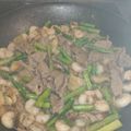 El cooksnap de Mnk Os Rv cuando hizo Ternera con Champiñones y espárragos trigueros.
