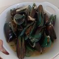 Cooksnap dari Monica Recita untuk resep Holandaise Mosselen met Witte Wijn alias kerang rebus dimasak dengan white wine