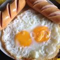 viphada thammavongsa's cooksnap of when they made Fried eggs.